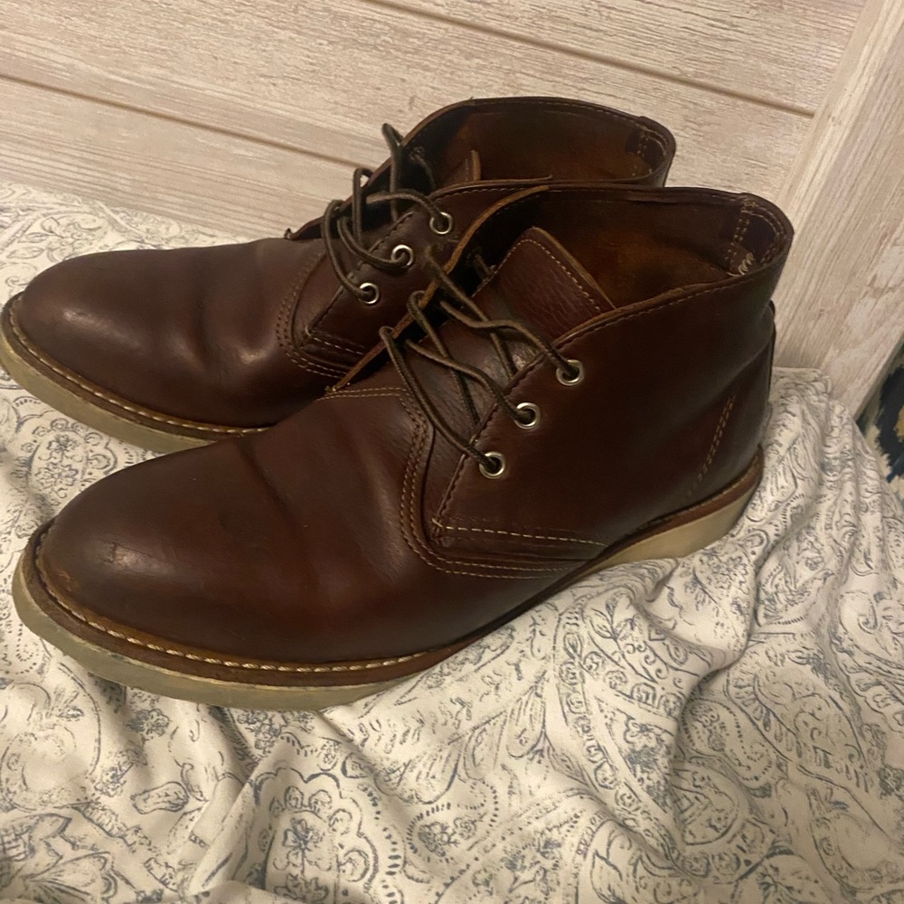 Red wings